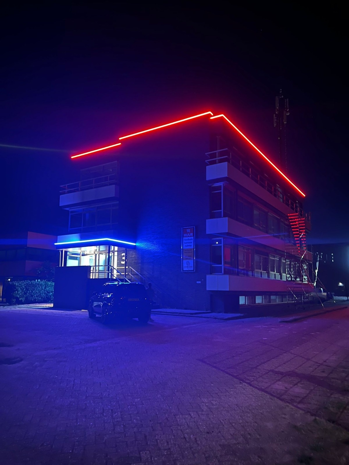 Gevelverlichting met RGBWW LED-strips