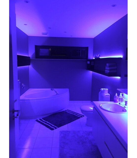 Waterdichte RGBW LED strip 60x5050 LED 17W 1020 lm/meter 24VDC IP65 5m rol