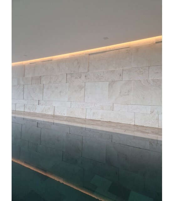 PRO LED strip extra warm wit 8W 700lm/meter 240LED 48VDC IP68 2700K CRI95 - 5 meter