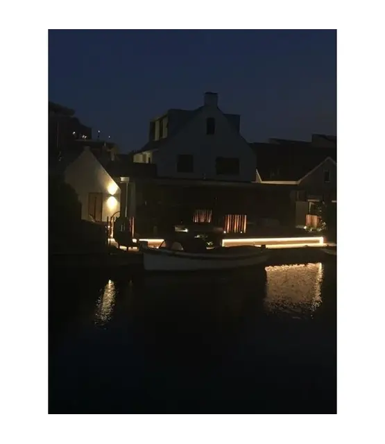 PRO LED strip extra warm wit 8W 700lm/meter 240LED 48VDC IP68 2700K CRI95 - 5 meter