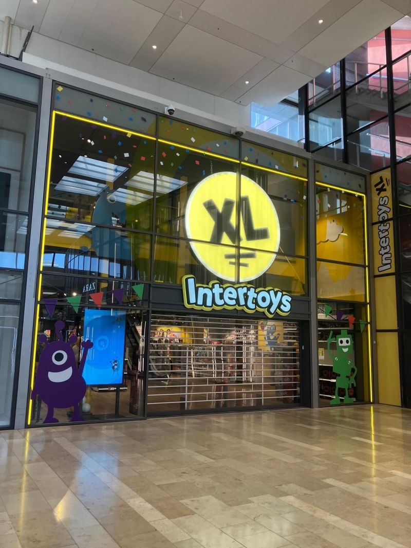 Complete winkelverlichting Intertoys Rotterdam Zuidplein 
