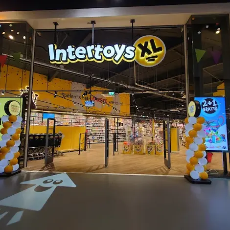 Trackrail verlichting voor de winkel van Intertoys Beek inclusief compleet lichtplan