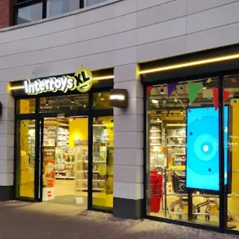 Railverlichting Den Bosch Intertoys  en complete lineaire lichtoplossing