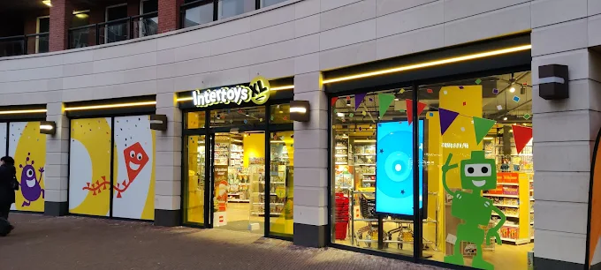 Railverlichting Den Bosch Intertoys  en complete lineaire lichtoplossing