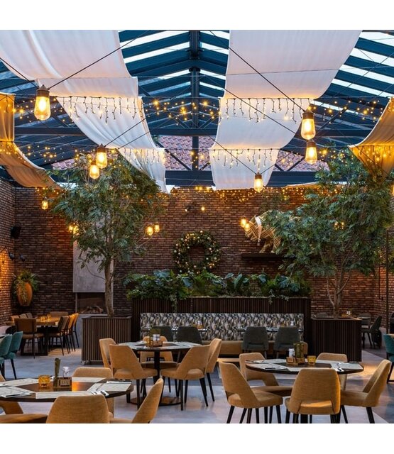 LED ijspegel kerstverlichting 2x0,4m – Warm wit 2400K – Wit snoer – 230V systeem (IP65)