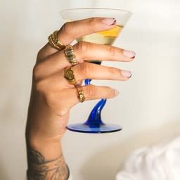 T.I.T.S. TITS Titty Twist Pink Ring Goud