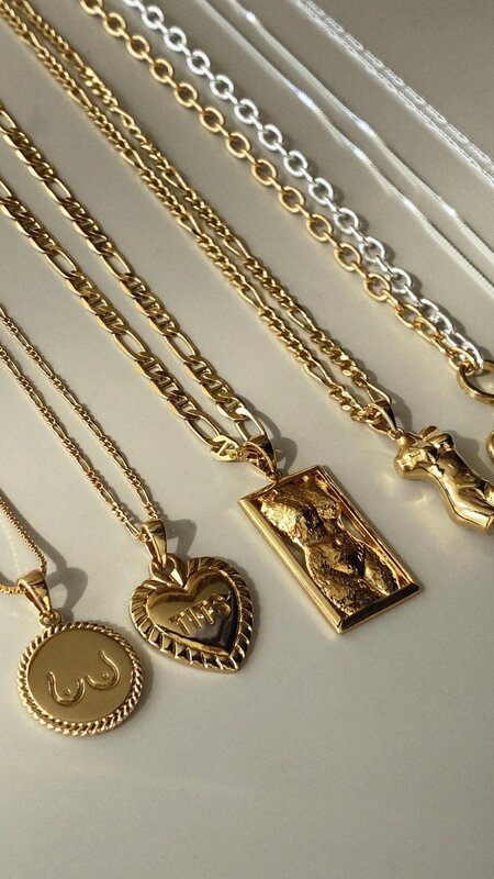T.I.T.S. TITS Heart Pendant for Necklace Gold