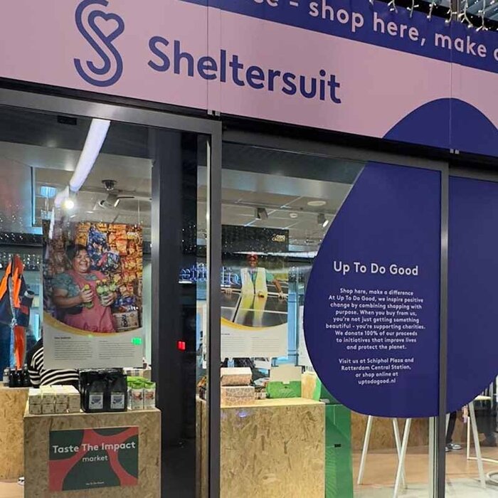 Van 10 tot 30 december host Up To Do Good een Pop Up Store midden op Utrecht CS