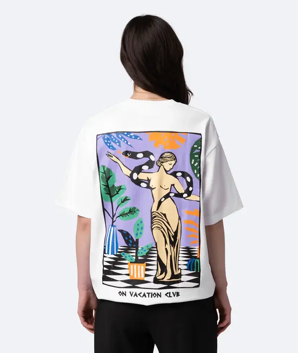 On Vacation On Vacation Goddess T- Shirt Wit