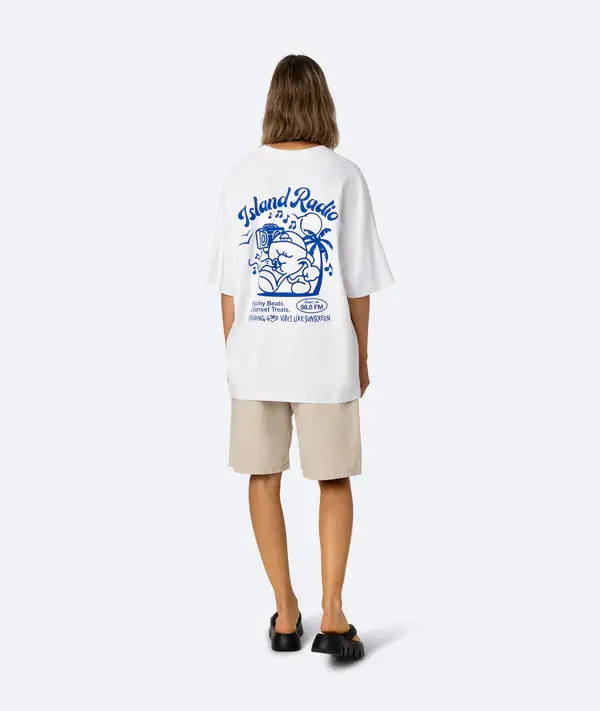 On Vacation On Vacation Island Radio T-Shirt Wit