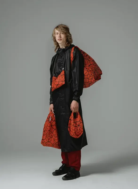 Susan Bijl The New Shopping Bag Peace Oranda M