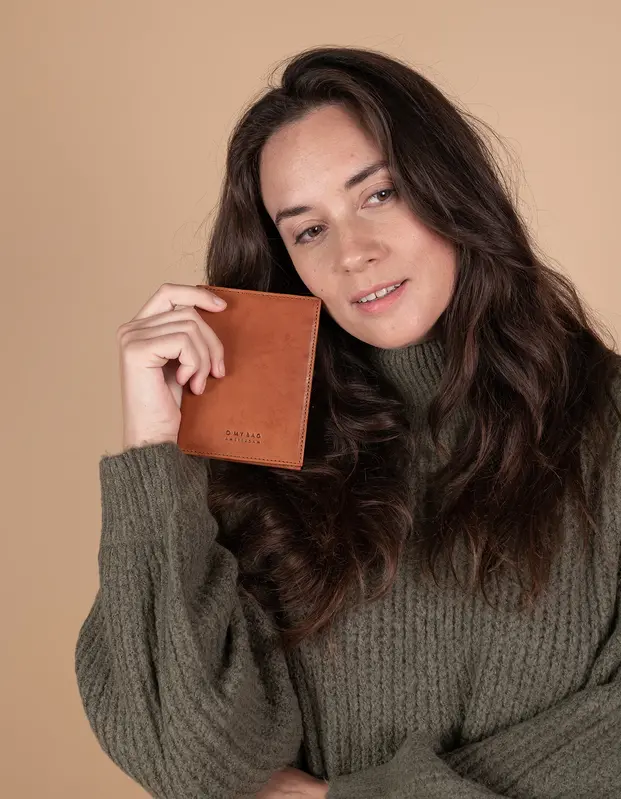 O My Bag O My Bag Passport Holder Cognac Classic Leather