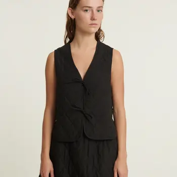 Basic Apparel Hanna Vest Black