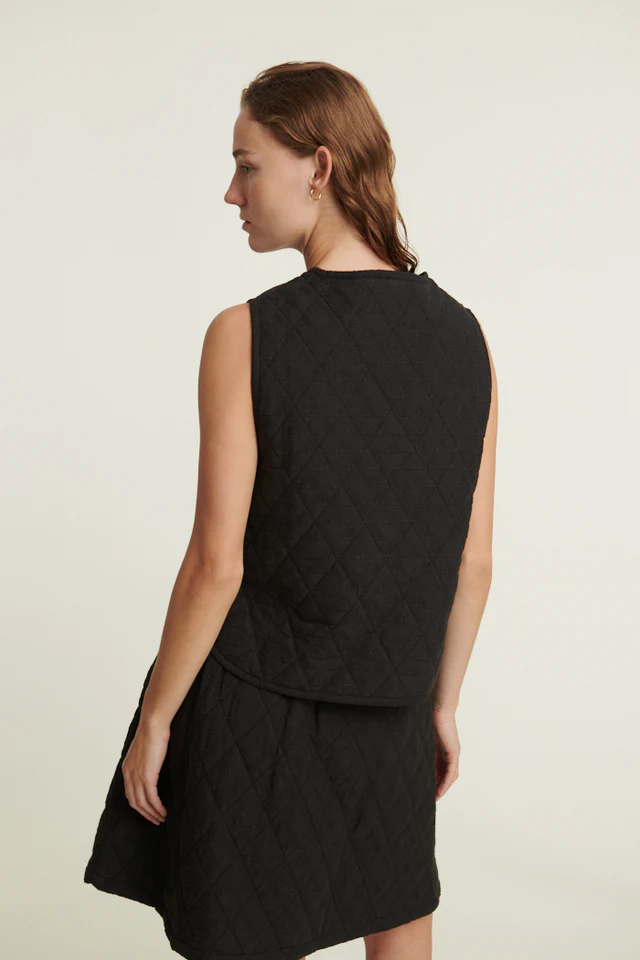 Basic Apparel Basic Apparel Hanna Vest Black