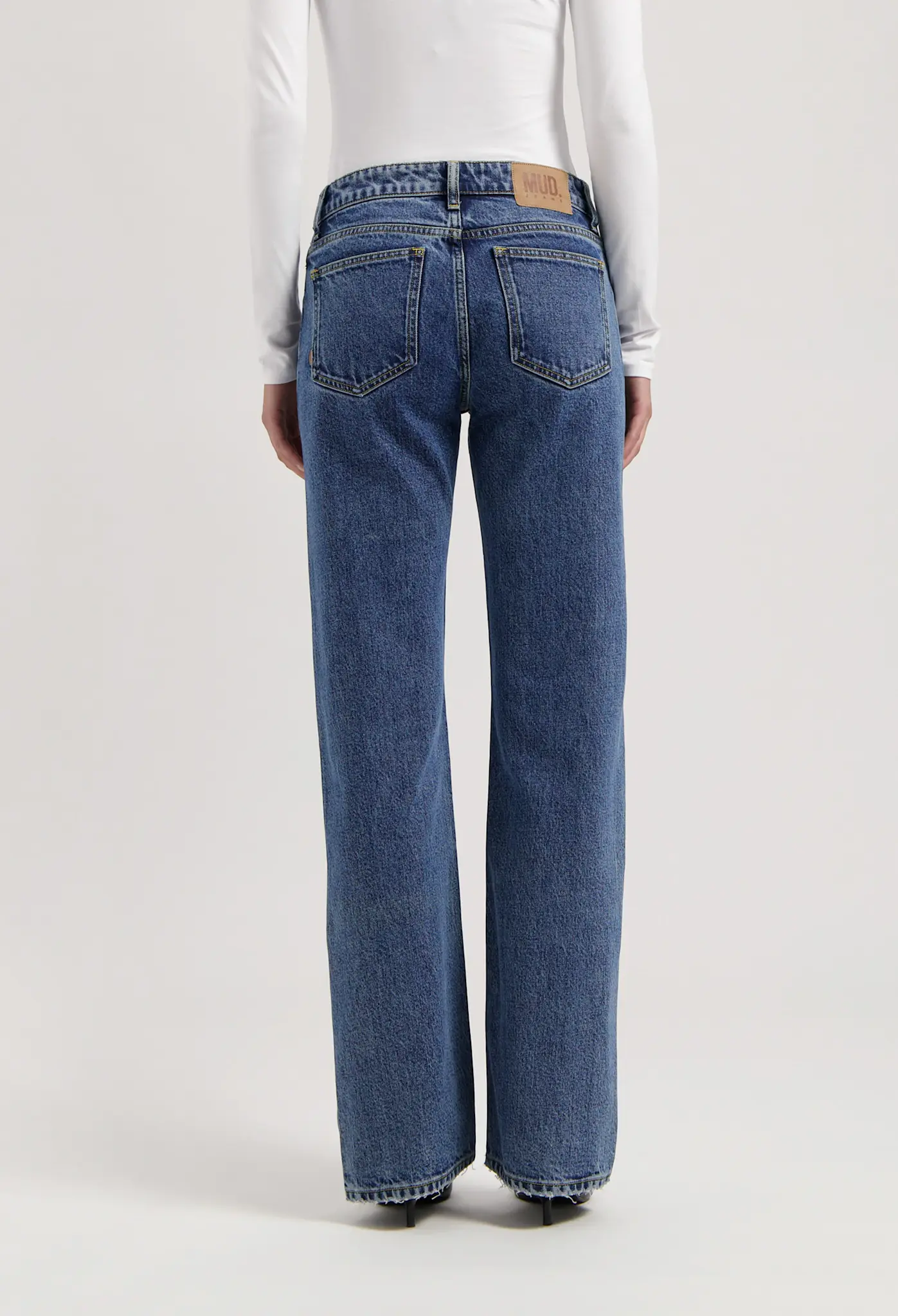 MUD Jeans MUD Jeans Carry Mid Straight Stone Vintage
