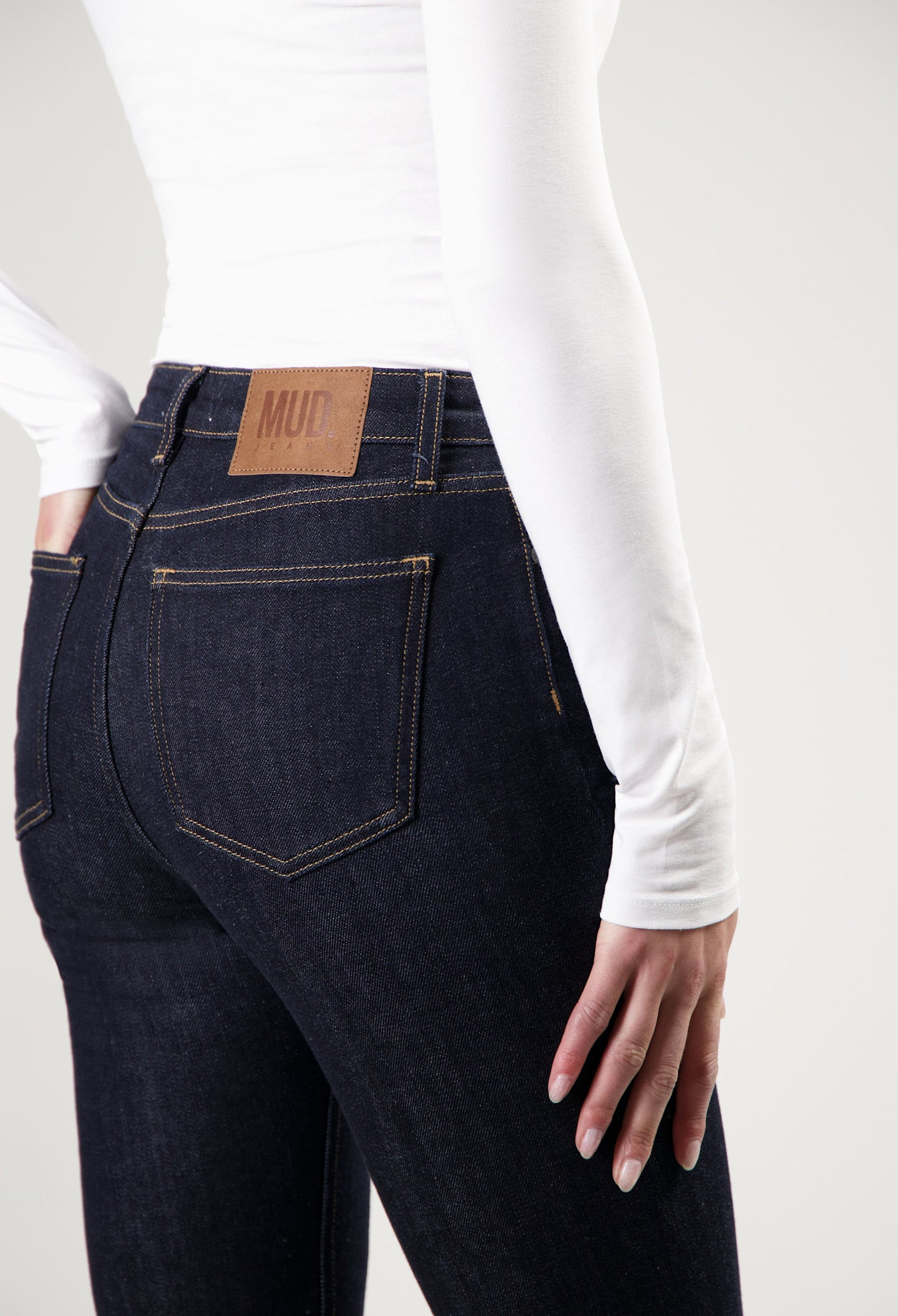 MUD Jeans MUD Jeans Isy High Flared Strong Blue