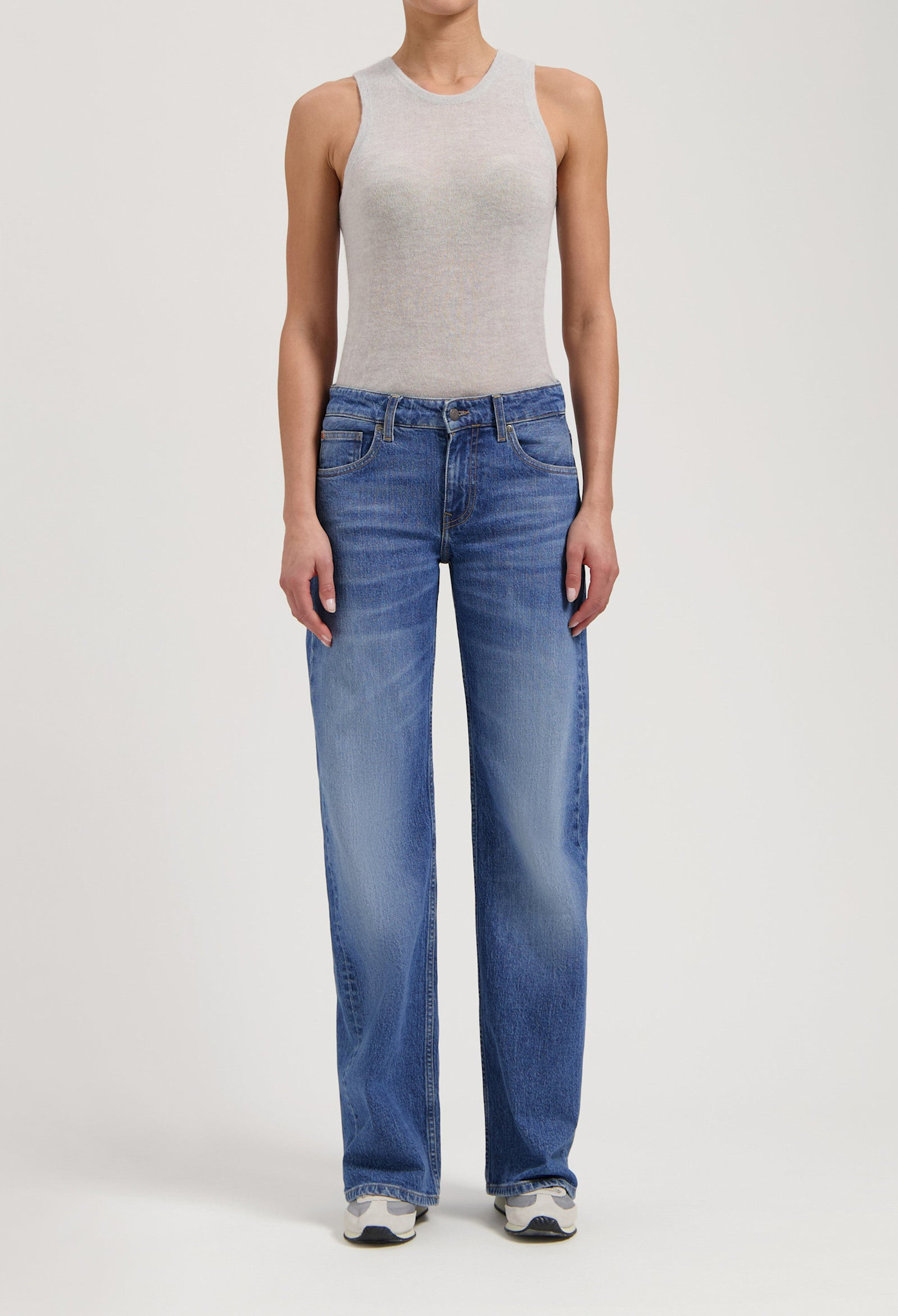 MUD Jeans MUD Jeans Cleo Mid Loose Old Stone