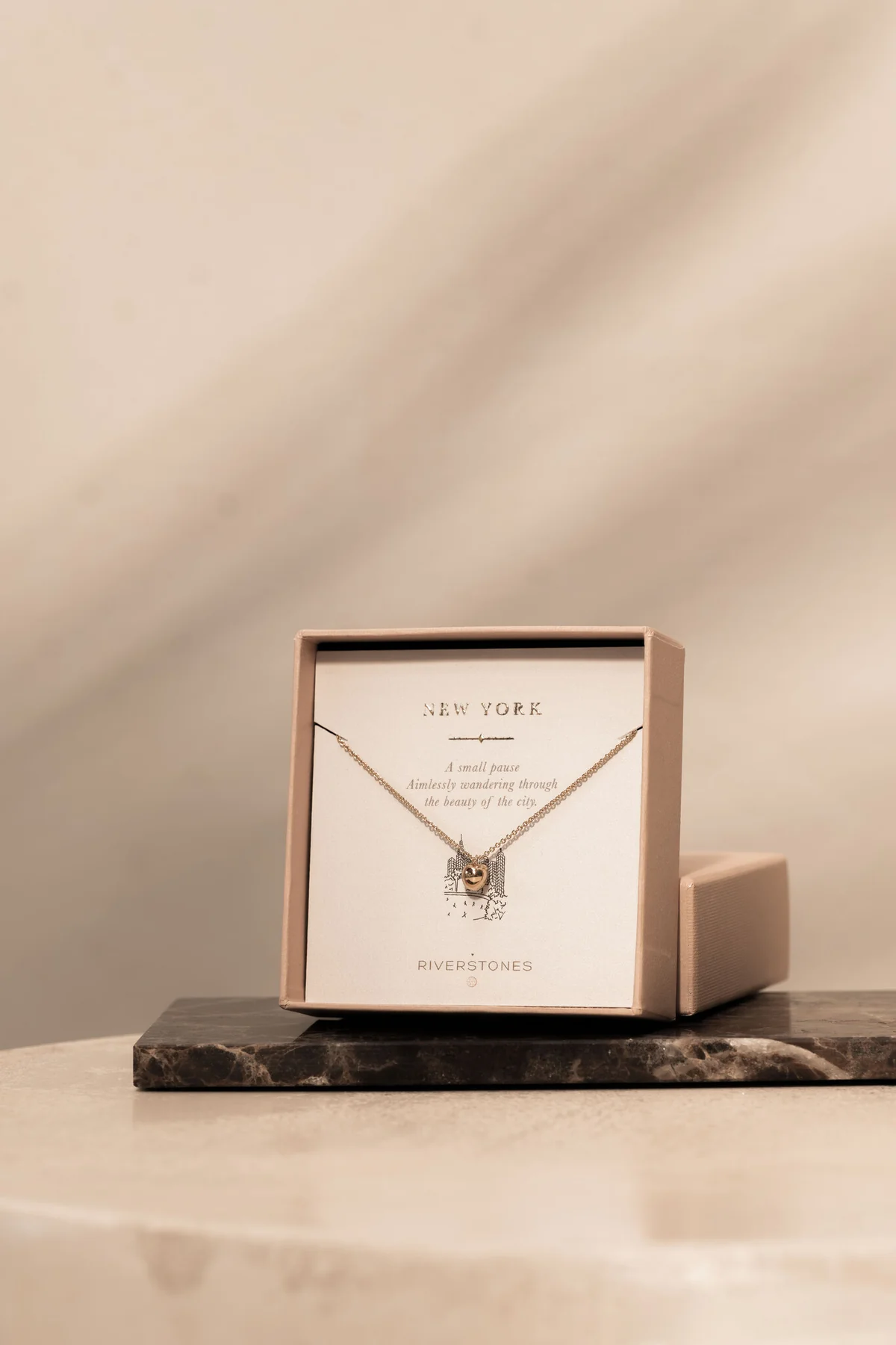 Riverstones Riverstones New York Apple Ketting Goud