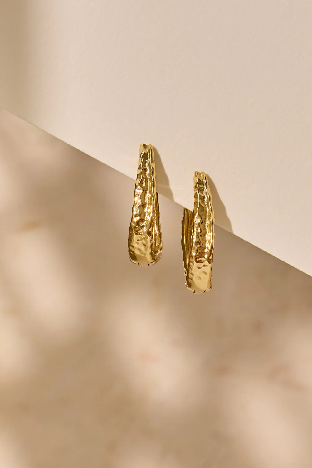 Riverstones Riverstones Tide Hoops Gold Medium