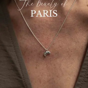 Riverstones Paris Croissant Ketting Zilver