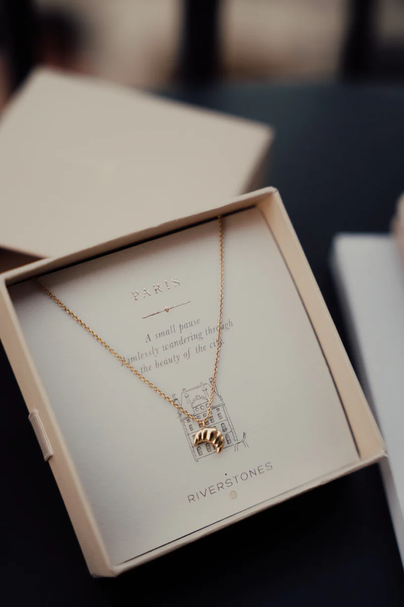Riverstones Riverstones Paris Croissant Necklace Gold