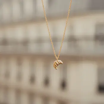 Riverstones Paris Croissant Ketting Goud