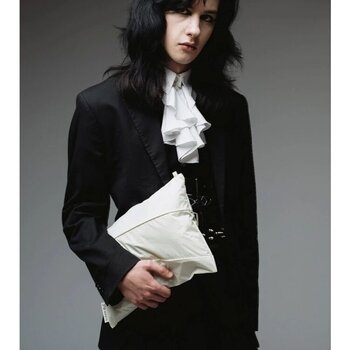 Susan Bijl The New Pouch Cloud