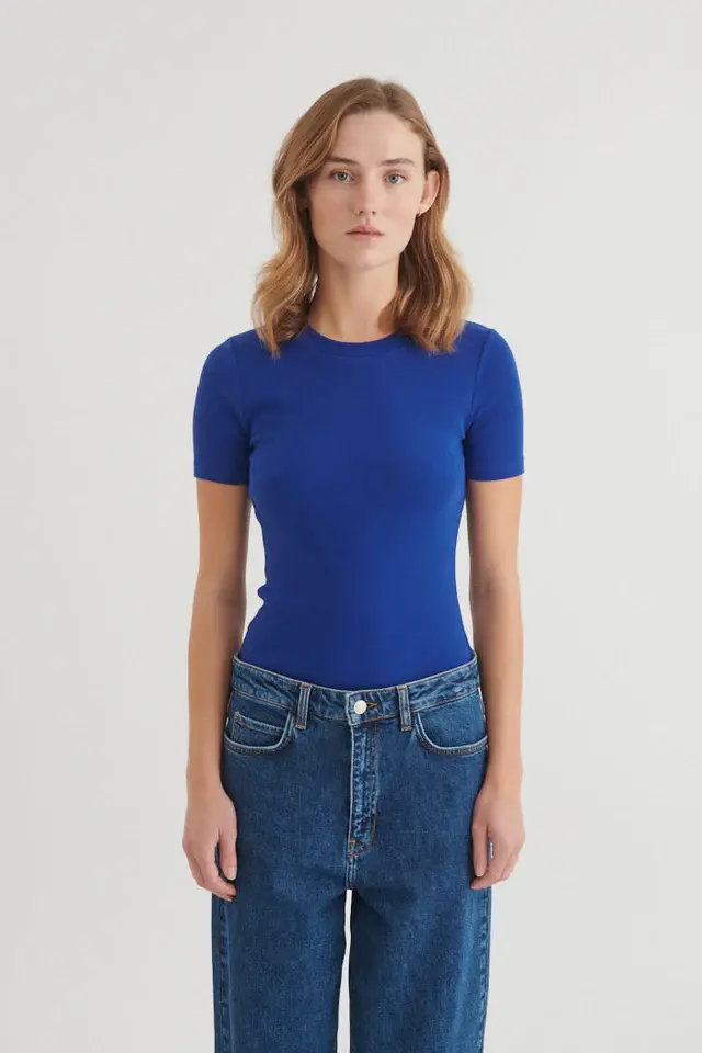 Basic Apparel Basic Apparel Ludmilla O-Neck - Sodalite blue