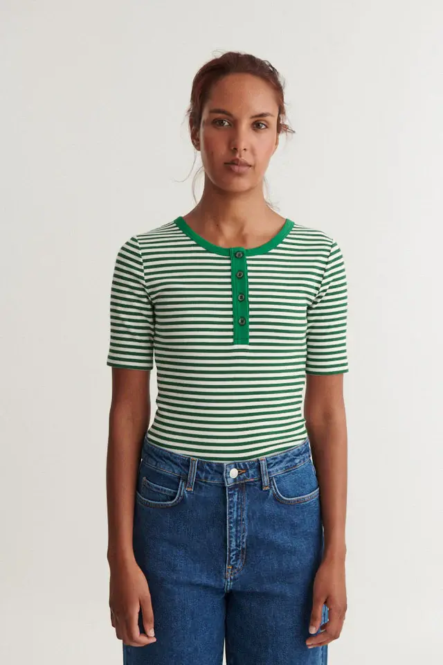 Basic Apparel Basic Apparel Ludmilla SS Stripe Granddad - Abundant Green / Whisper White