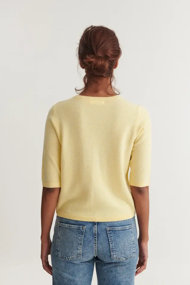 Basic Apparel Basic Apparel Selem Granddad Tee - Sunlight