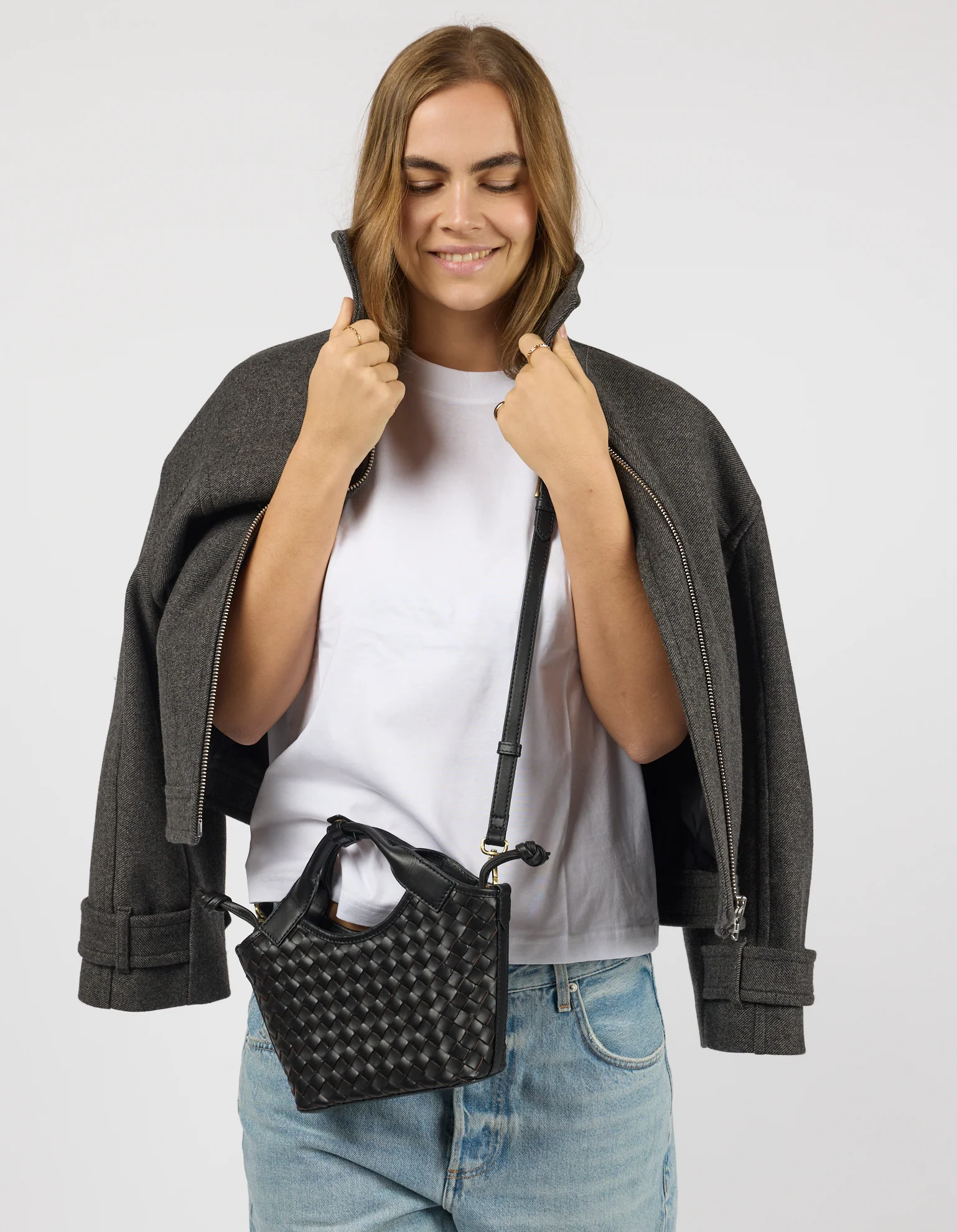 O My Bag O My Bag Mara Mini Tas Woven Classic Zwart Leer