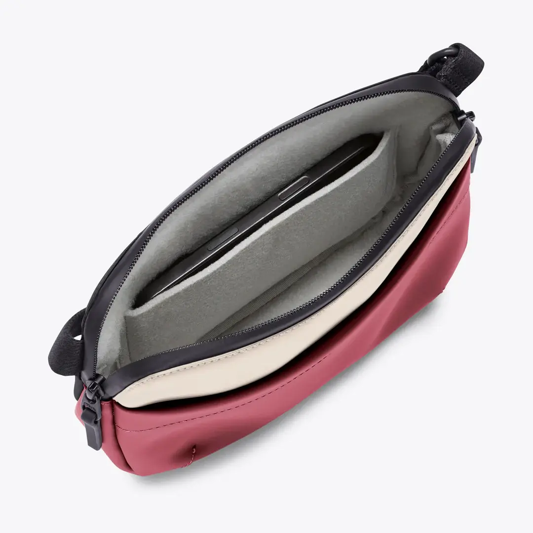Ucon Acrobatics Ucon Acrobatics Melvin Bag Medium Lotus Infinity Sand - Burgundy