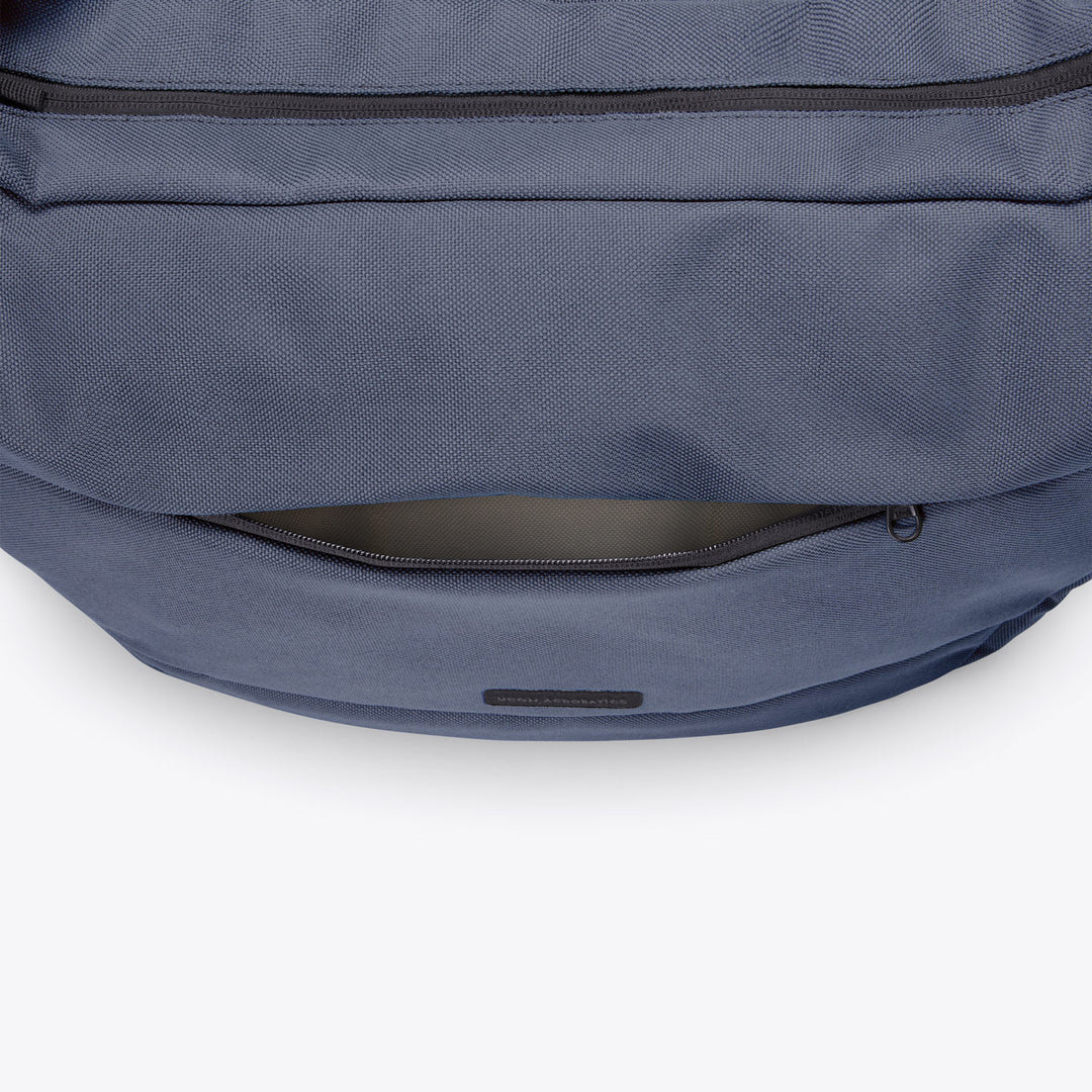 Ucon Acrobatics Ucon Acrobatics Adam Original Bag Dark Navy Medium