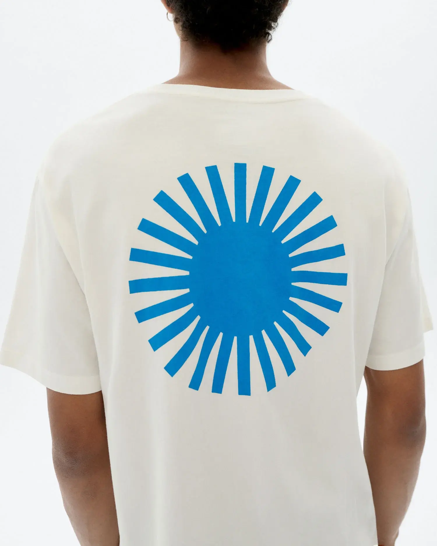 Thinking Mu Thinking Mu Sol Contrast White Tee Back Blue Sun