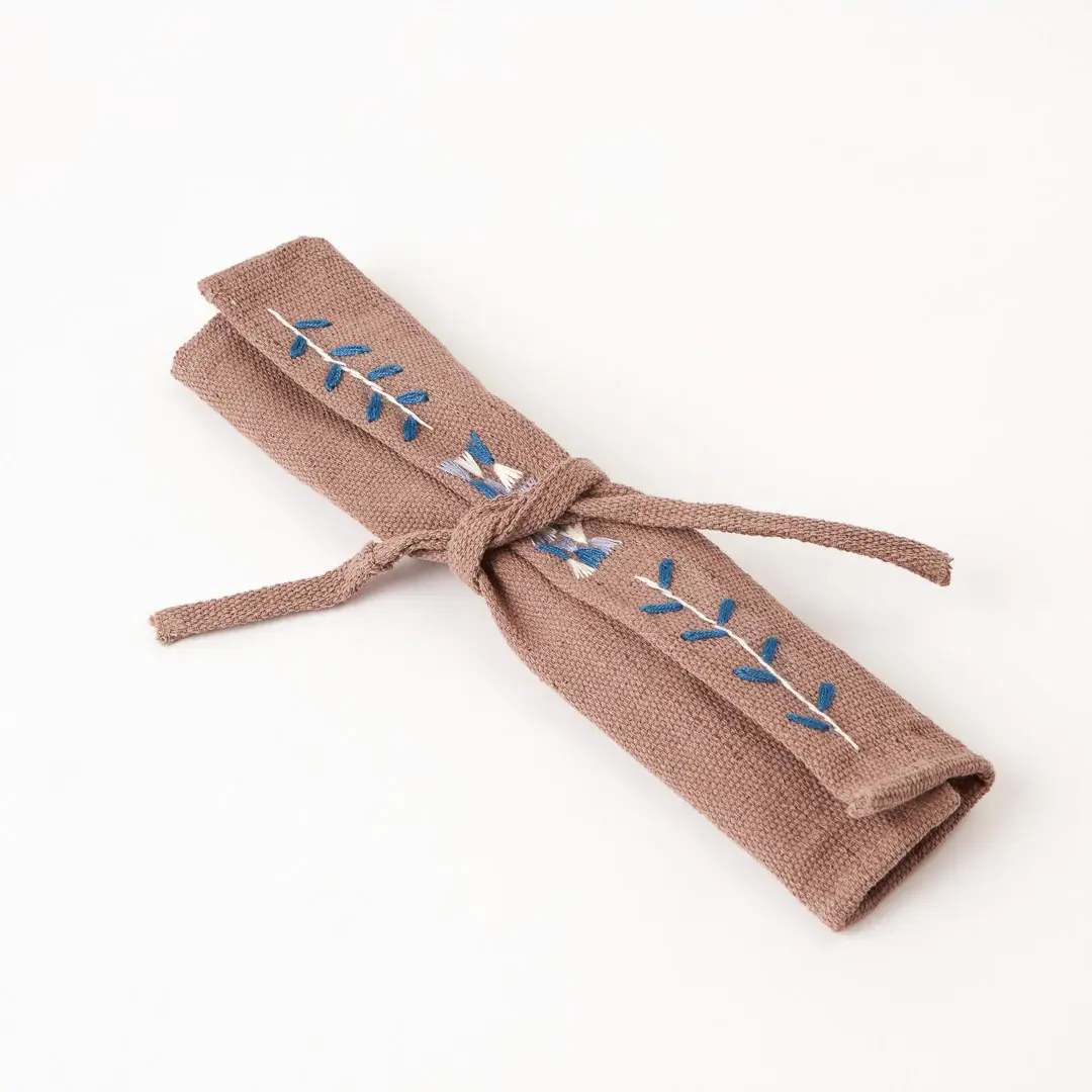 MADE51 MADE51 Carved Cutlery Set with Embroidered Wrap