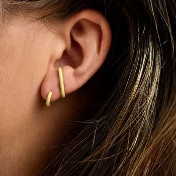 T.I.T.S. Embrace Oorring Enamel Goud