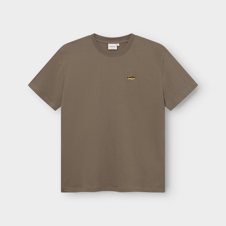 Dedicated Dedicated T-Shirt Stockholm Perch EMB Bungee Green