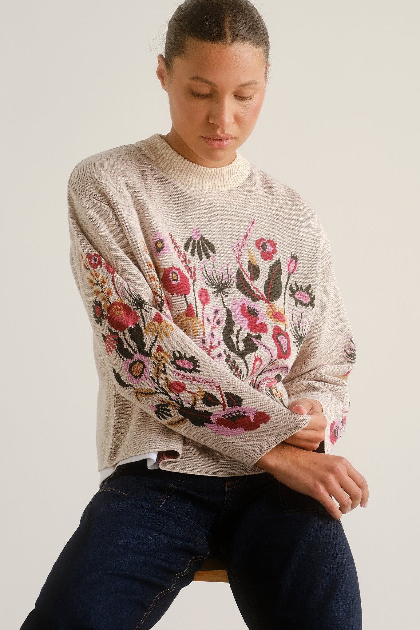 Dedicated Dedicated Sweater Limhamn Folk Flower Vanilla White