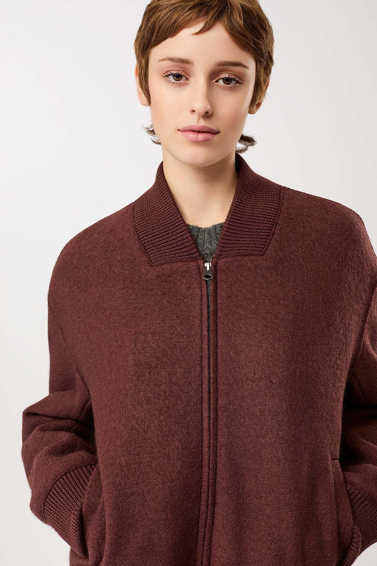 Langerchen Langerchen 90s Bomber Style Jas With Ribbing Burgundy