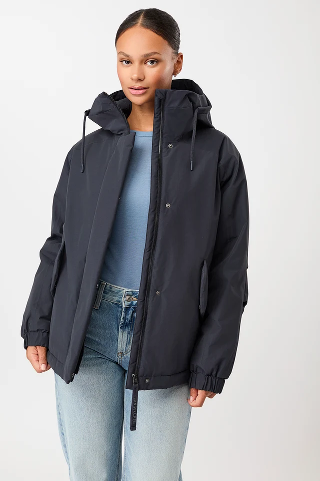 Langerchen Langerchen  Quilted Short Parka in a Loose Fit Navy