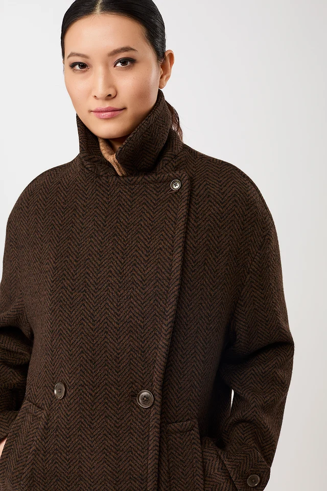 Langerchen Langerchen Long Caban-Style Jas in Herringbone Pattern Coffee-Black
