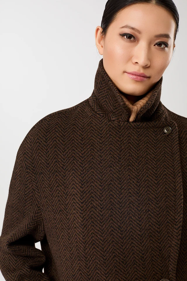 Langerchen Langerchen Long Caban-Style Jas in Herringbone Pattern Coffee-Black