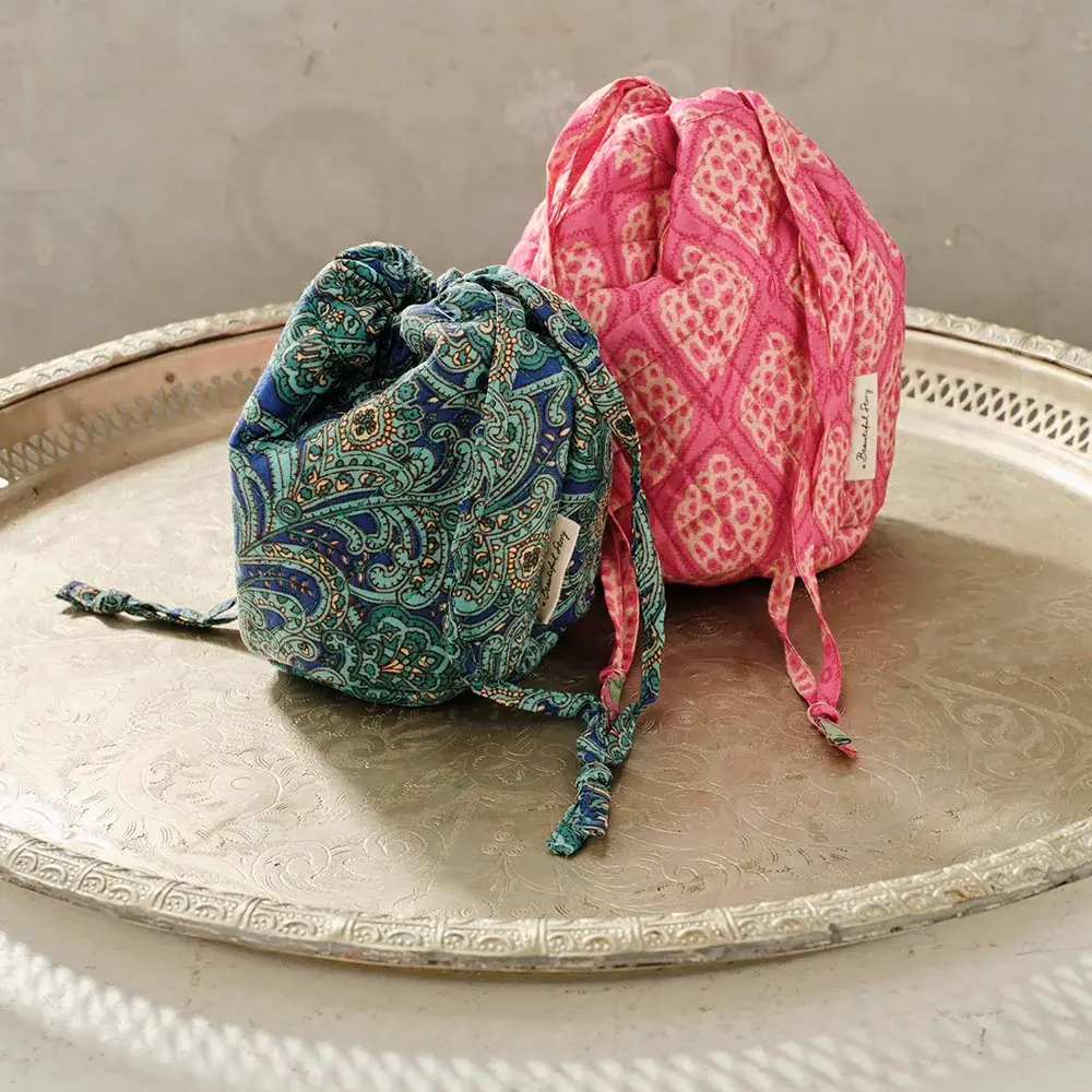 A Beautiful Story A Beautiful Story Sari Pouch Large, Roze