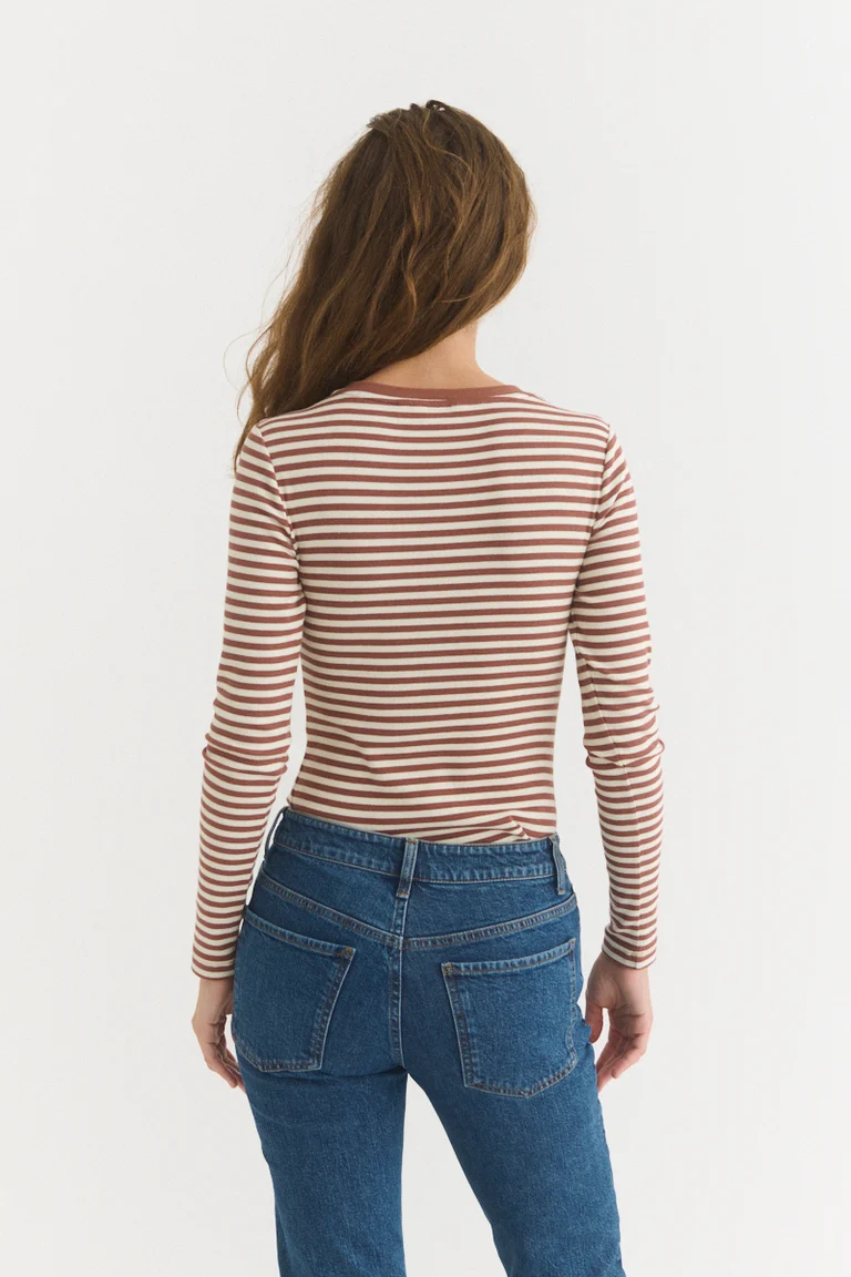 Basic Apparel Basic Apparel Ludmilla LS Tee Mink - Whisper white