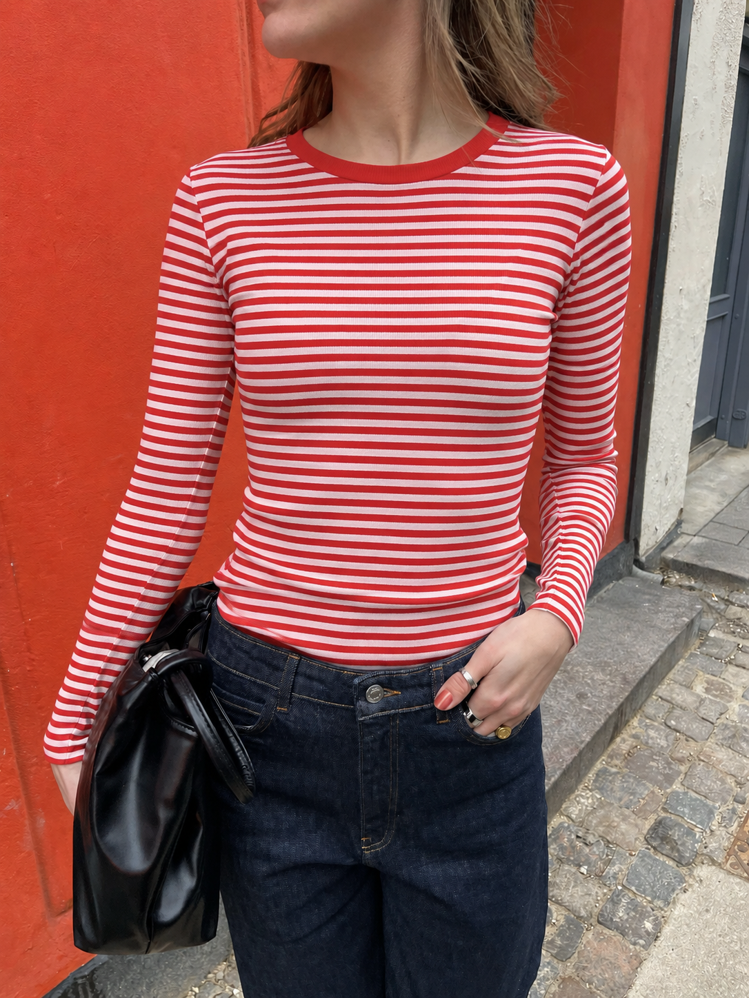 Basic Apparel Basic Apparel Ludmilla LS Tee  Tomato -White