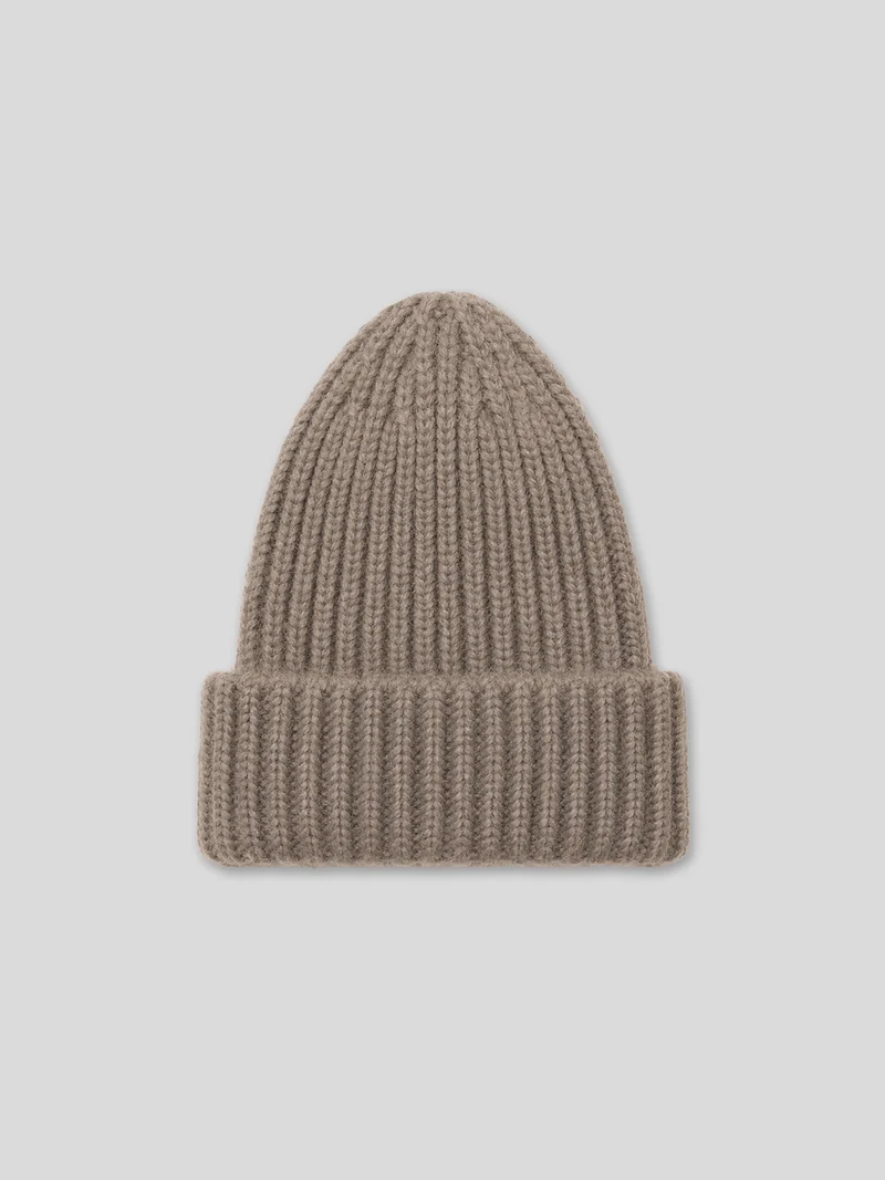 The Knitwit Stable The Knitwit Stable Beanie Waver