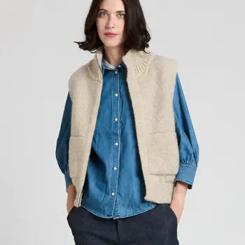 The Knitwit Stable Vest Riet Beige Melange