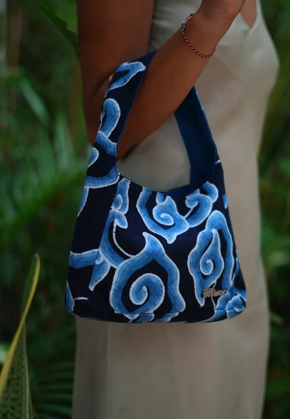 STUDIO BATIK BATIK Studio Batik Batik Mini Bag Mega Mendung
