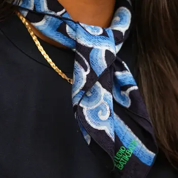 STUDIO BATIK BATIK Bandana Mega Mendung Blue