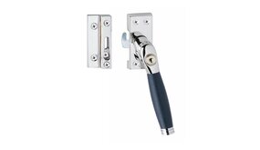 Intersteel Raamsluiting met slot skg1 rechts ton 222 chroom met ebbenhout Intersteel Raamsluiting met slot skg1 rechts ton 222 chroom met ebbenhout